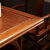 一捨赤木家具アーフルフラワー梨(学名:ハリネズミ紫檀)純木茶テ-ブルセ-ルの新しい中国式お茶セ-ンテ-ル中国式事務室お茶台の前に払います。